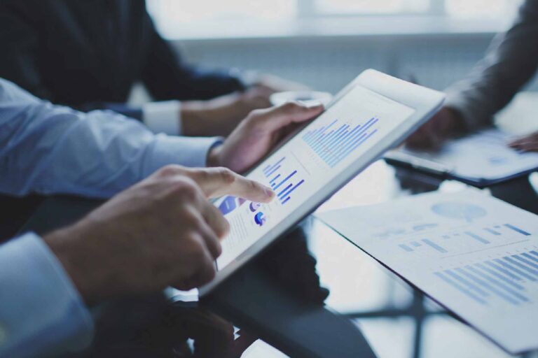 Nexon whitepaper - Data-Driven Success: Best Practices For Australia’s Banking, Financial Services, & Insurance Organisations